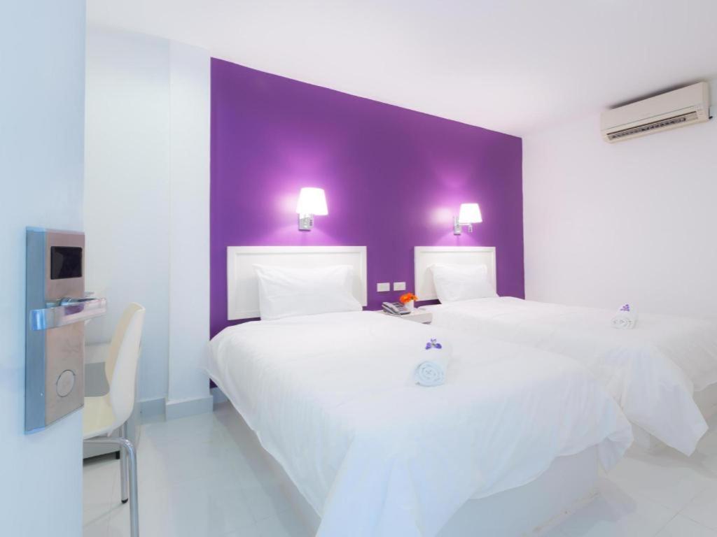 Hotel Zing Phnom-Penh Buitenkant foto